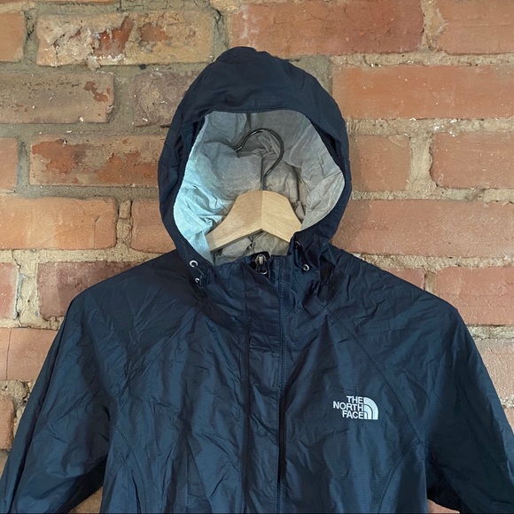 The North Face 2.5L Rain Jacket - Picture 1 of 8